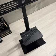 テレビスタンドの画像