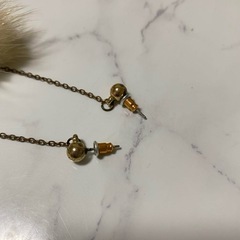 ファー風ピアスの画像