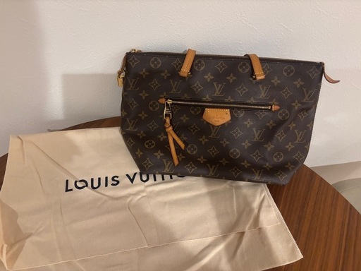 ヴィトン　バッグ『美品』