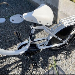 ブリヂストン電動アシスト自転車 3人乗り用ビッケ モブ dd bikke の画像