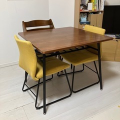 80cmx80cm　ダイニングテーブル