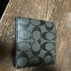 取引先決まりました。コーチ2つ折りサイフ美品