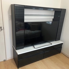 50型テレビ対応の収納テレビボード　