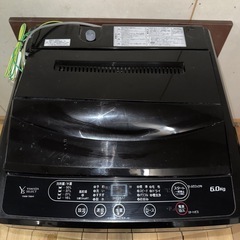 【1012】YAMADA 洗濯機 YWM-T60H1 6.0kg 2022年の画像