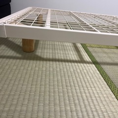 シングルベッド　脚付フレームのみ　無印の画像