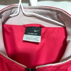 NIKEウィンドブレーカー
の画像