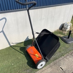 ハスクバーナ　芝刈機　手動