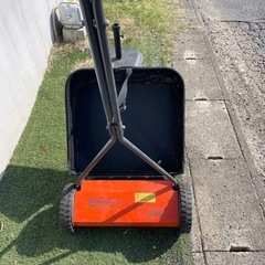 ハスクバーナ　芝刈機　手動の画像