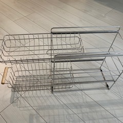 引き出し式 網棚の画像