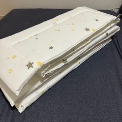 【取引成立】新生児ふとん8点セット　ベッドガード　パズルマットの画像