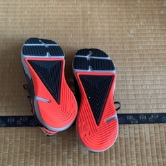 アンダーアーマー UAホバー エイペックスの画像