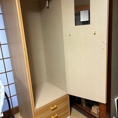 洋服ダンス（無料でお譲りします）
の画像