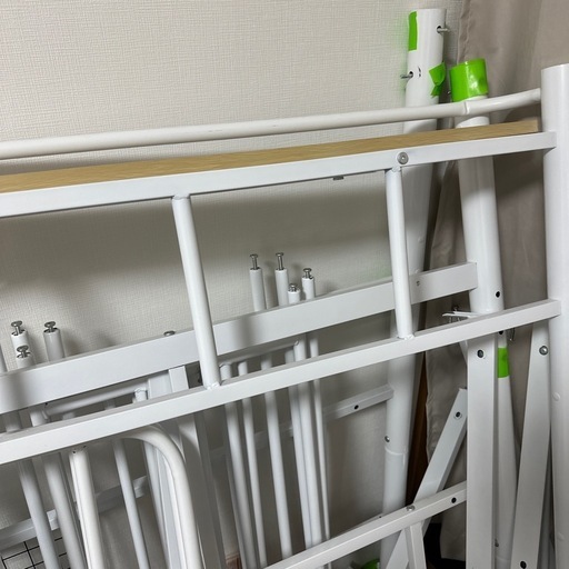 【値下げ】ロフトベッド 階段付き ロータイプ コンセント付 ベッドフレームのみ シングル