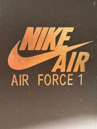 新品　NIKE AIR FORCE 1 07 LV8