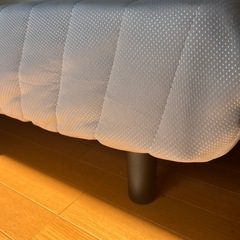 軽量　脚付マットレスシングルのボンネルコイルベッドの画像