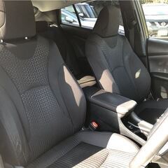 ＼誰でも車が持てる次世代の低与信ローン専門店／全国対応！安心の１年保証！カーメル千葉店　トヨタプリウス　65,000km！の画像