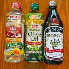 オリーブオイル2本　ベニ花油1本　セット 合計1884g