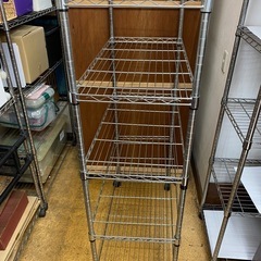 スチールラックの画像