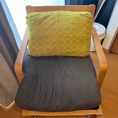 無印　リビングでもダイニングでもつかえるソファチェア・オーク材の画像