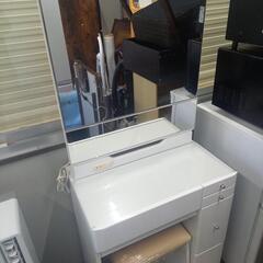 ニトリ　照明付きドレッサー