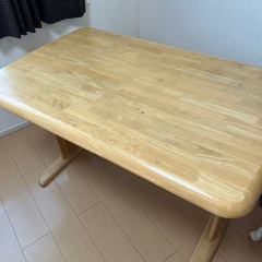 テーブルと椅子のセット