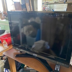TOSHIBA 東芝  2010年製　液晶 テレビ 32型 