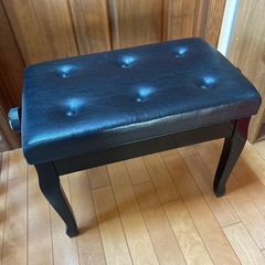 ピアノ椅子