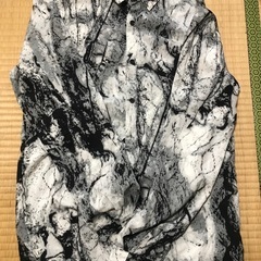 【最短取引出来る方】柄シャツ