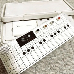 Teenage Engineering OP-1 field 美...