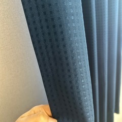 カーテン　ネイビーの画像