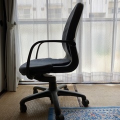 ビジネスチェア
の画像