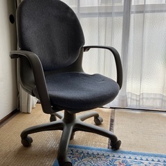 ビジネスチェア
の画像