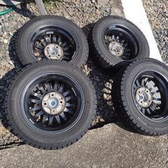 アルミとスタッドレスの４本セットの画像