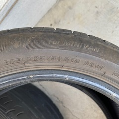 225/50r18夏タイヤの画像