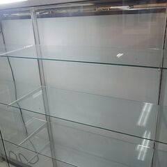 　【G】　開店セール中につき、通常特価19,978円より半額の9,989円!　ガラスショーケース　タテヤマ ガラス ショーケース 幅181cm 奥46cm 高183.5cm 棚板4枚 スライド棚 展示 コレクション 什器の画像