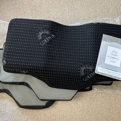 ほぼ新品　横向き寝  寝返り ピロー 枕 gokumin