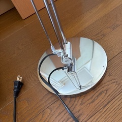 デスクライト（IKEA製）の画像