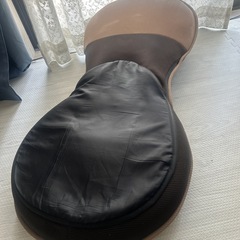 背筋がGUUUN美姿勢　座椅子の画像