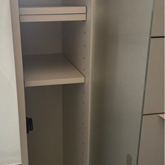 隙間収納家具　棚の画像