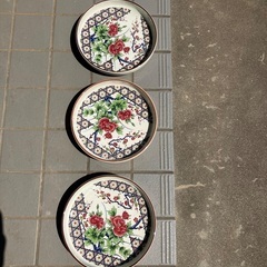 花模様大皿　３枚