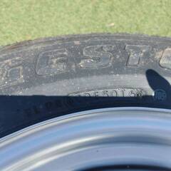 【中古】SUZUKI/スズキ/ジムニー/鉄チン/スチールホイール/スペアタイヤ/16インチ/BRIDGESTONE/1本の画像