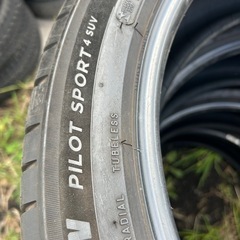 タイヤ　MICHELIN PILOT SPORT4 SUV 245/45 R20 2020年製　4本　夏タイヤの画像
