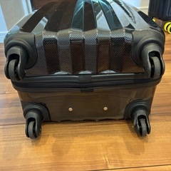 キャリーケースの画像