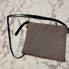 無印良品　サコッシュ