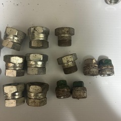 油圧ホースのメクラ オスメスの画像