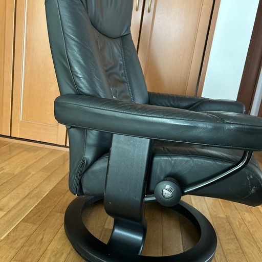 【Stressless】本革リクライニングチェア　