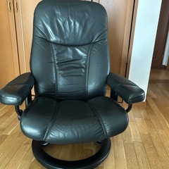 【Stressless】本革リクライニングチェア　