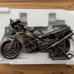 Yamaha RZV500R ミニレプリカモデルの画像