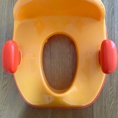 【美品】リッチェル　ポッティス　補助便座　外箱付きの画像