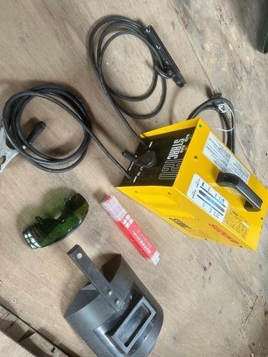 SUZUKID　STAAC 120 アーク溶接機